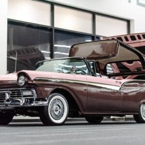 1957 Ford Fairlane 500 Skyliner